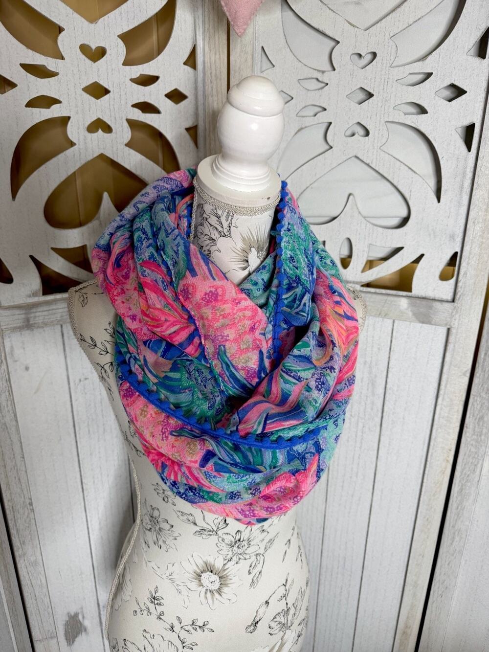 Lilly Pulitzer Infinty Scarf Pom Pom Printed Loop Travel Pineapple Pink Blue